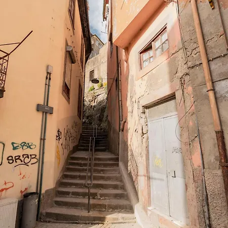 Apartamento Enguia D'ouro House